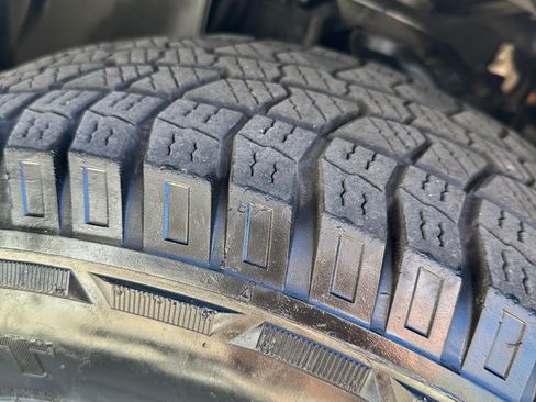 Used 2018 Nissan Frontier SV image 17