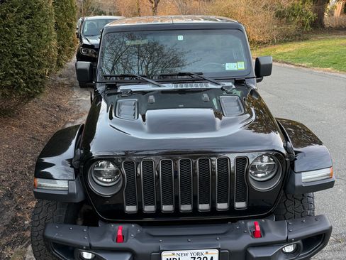 Used 2020 Jeep Wrangler Unlimited Rubicon w/ Dual Top Group image 4