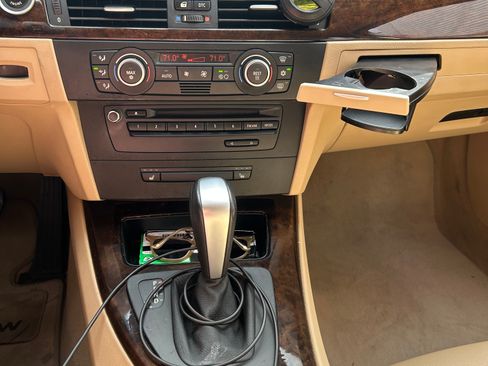 Used 2009 BMW 328i Sedan image 9