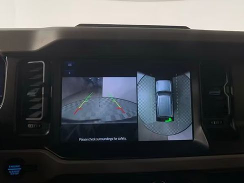 Used 2022 Ford Bronco Wildtrak image 8