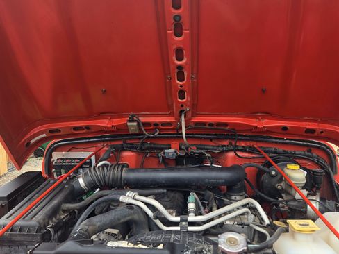 Used 2005 Jeep Wrangler Unlimited Rubicon image 8