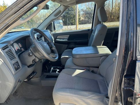 Used 2008 Dodge Ram 2500 Truck SLT image 19