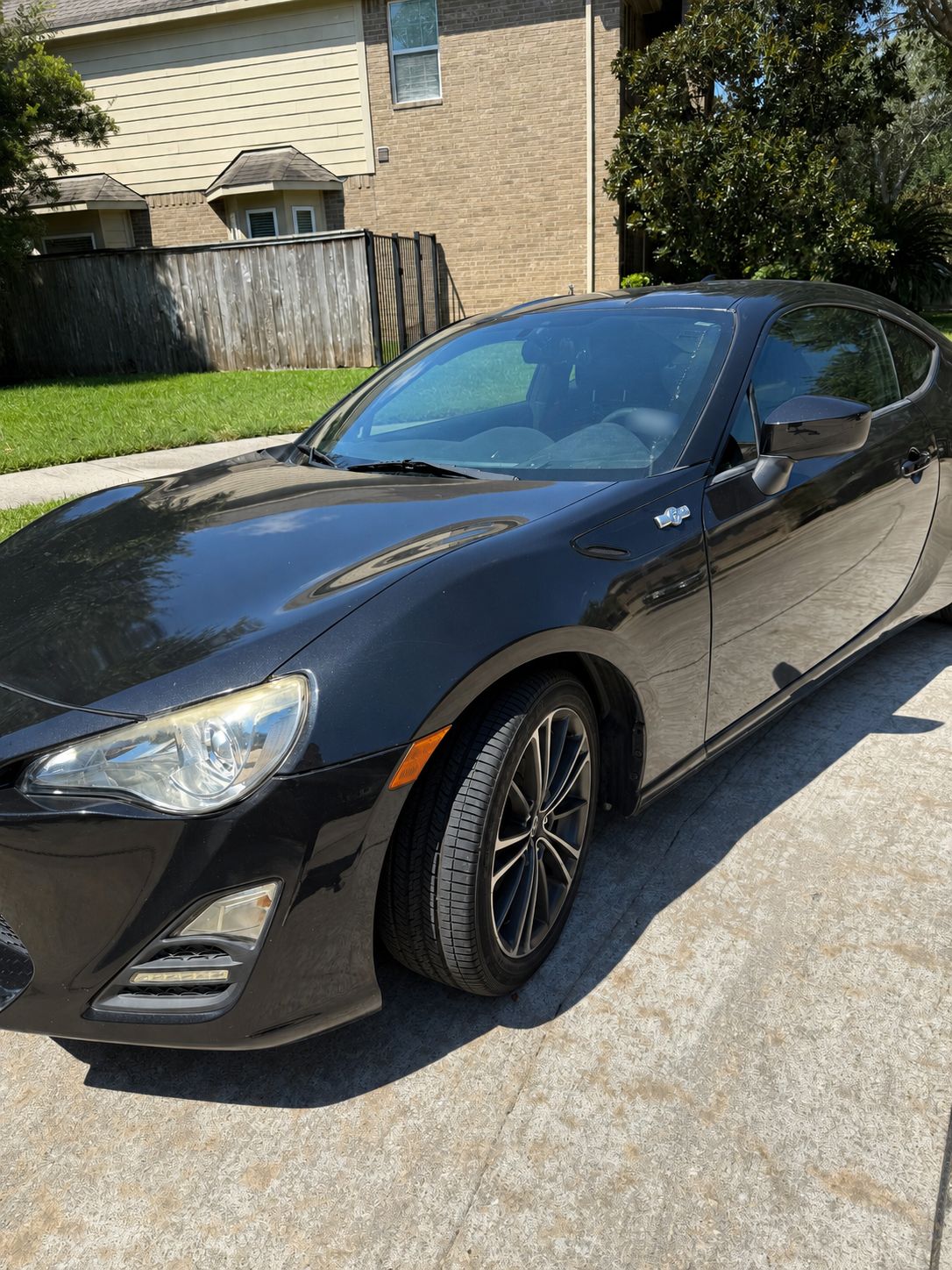 Used 2015 Scion FR-S RWD image 4