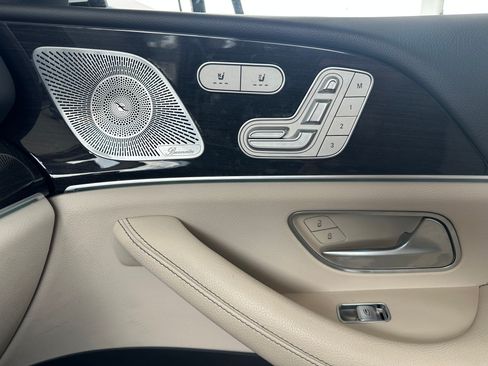 Used 2020 Mercedes-Benz GLS 450 450 4MATIC Sport Utility 4D image 5