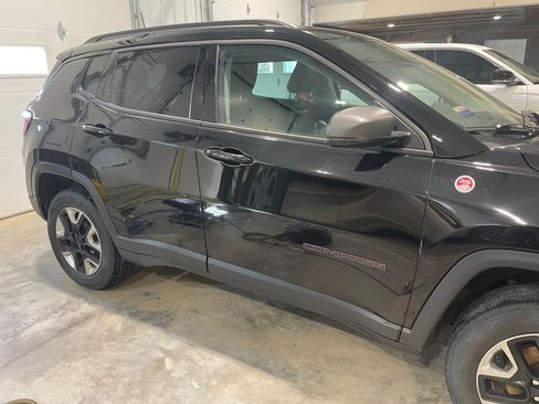 Used 2018 Jeep Compass Trailhawk w/ Leather Interior Group image 12