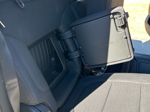 Used 2020 Chevrolet Silverado 1500 LT w/ All-Star Edition image 12