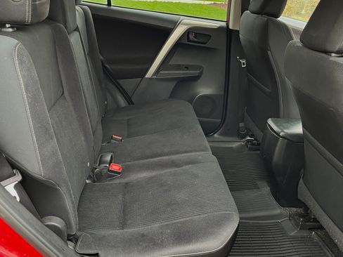 Used 2013 Toyota RAV4 XLE image 11