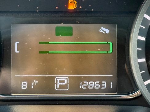 Used 2013 Nissan Sentra SR image 14