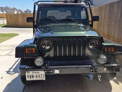 Used 1998 Jeep Wrangler SE image 6