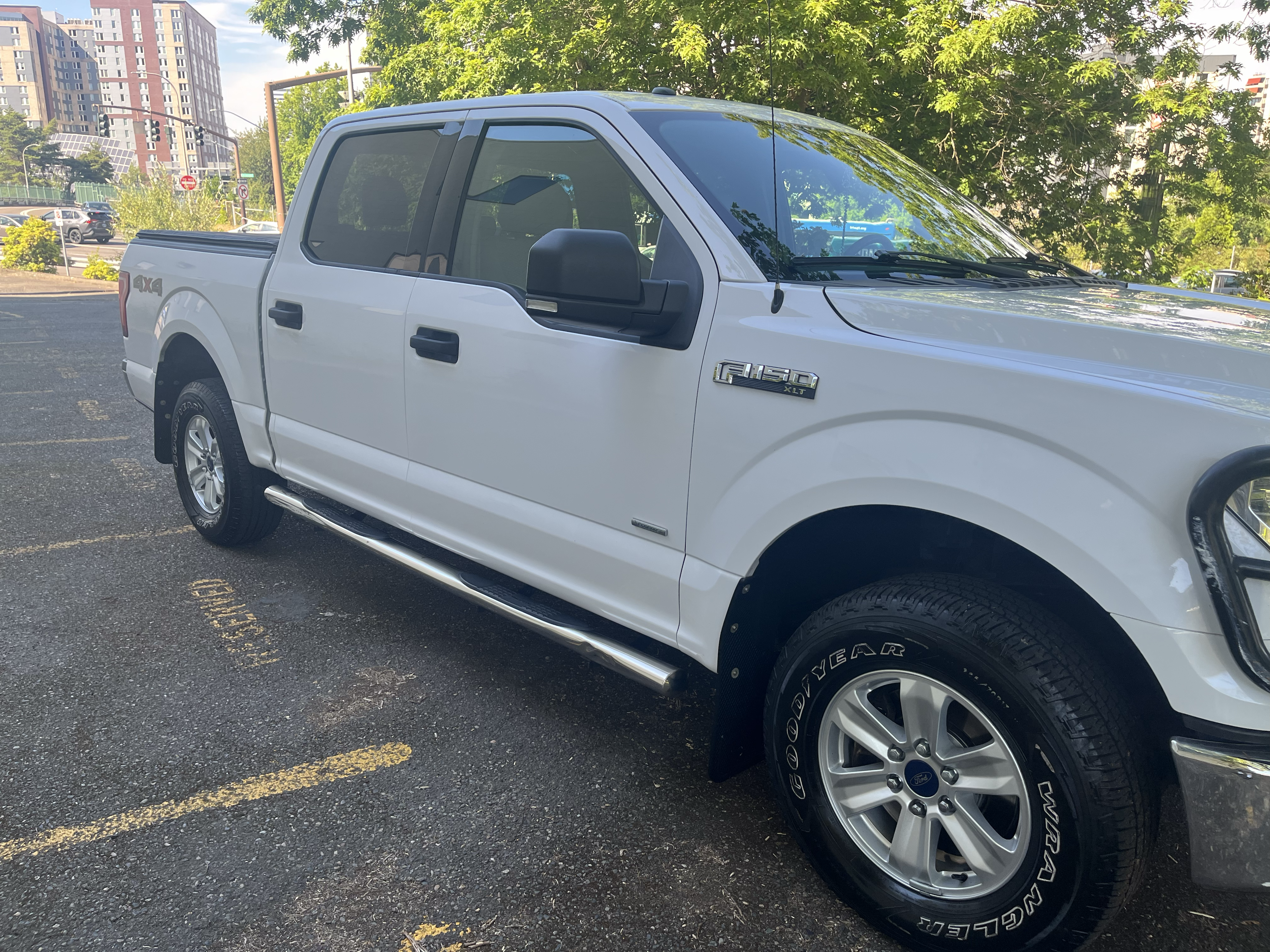 Used 2016 Ford F150 XLT w/ Equipment Group 301A Mid AWD/4WD image 6