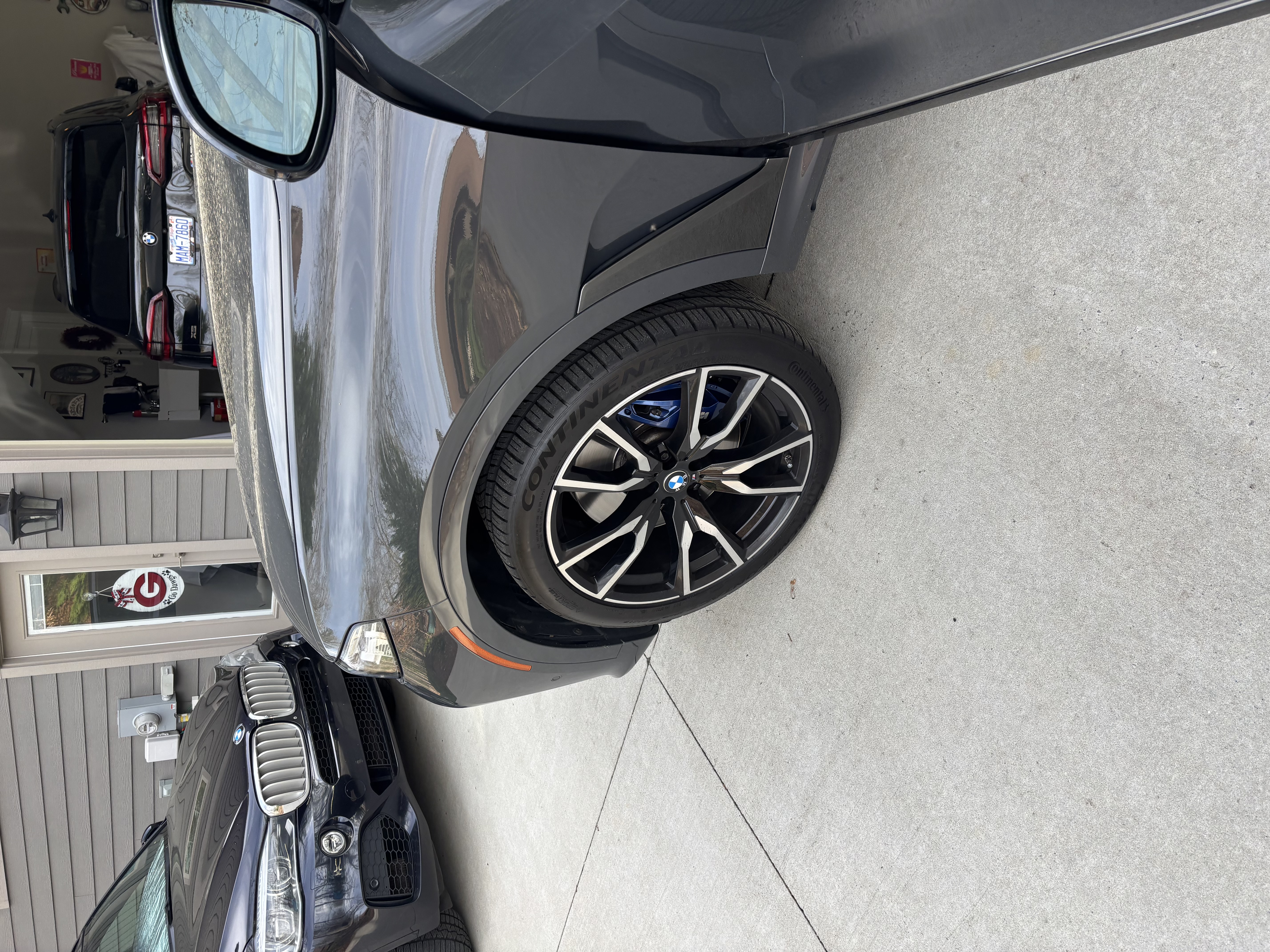 Used 2021 BMW X7 xDrive40i w/ M Sport Package AWD/4WD image 10