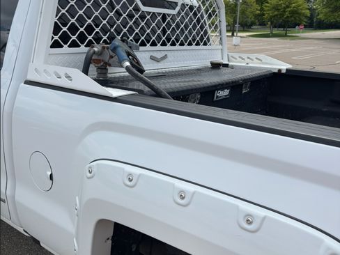 Used 2016 GMC Sierra 2500 Denali w/ Duramax Plus Package AWD/4WD image 8