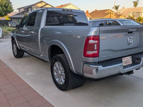 Used 2019 RAM 2500 Limited AWD/4WD image 4