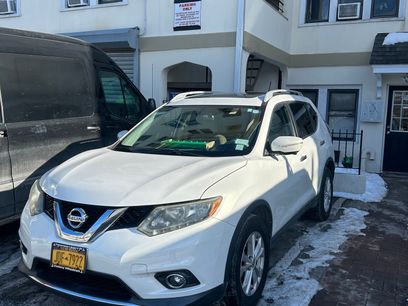 Used 2014 Nissan Rogue SV w/ SV Premium Package