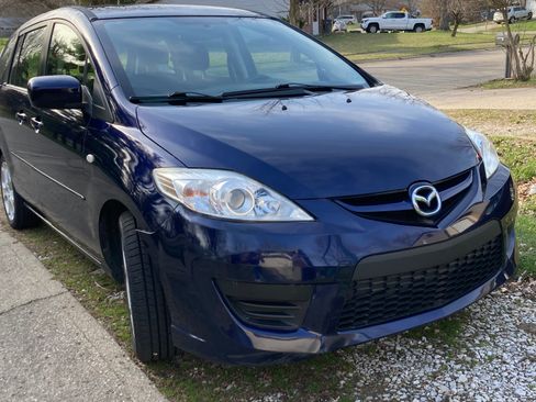 Used 2009 MAZDA MAZDA5 Sport image 4