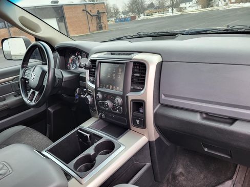 Used 2015 RAM 1500 Classic SLT w/ SLT Plus D←cor Group image 11