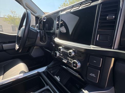 Used 2024 Ford F350 Lariat w/ Black Appearance Package AWD/4WD image 5