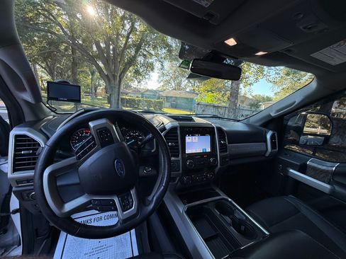 Used 2019 Ford F250 Lariat w/ Lariat Ultimate Package image 15