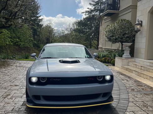 Used 2022 Dodge Challenger R/T Scat Pack image 4