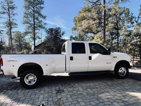 Used 1999 Ford F350 4x4 Crew Cab DRW Super Duty image 4
