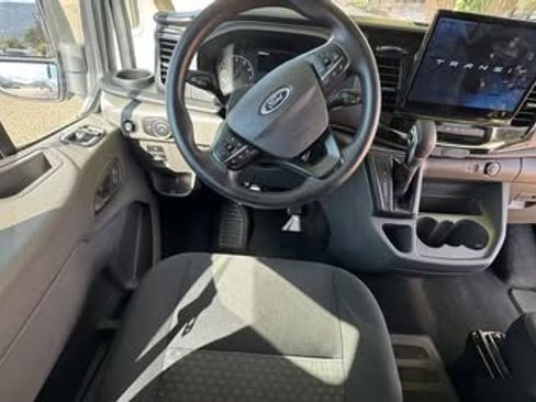 Used 2023 Ford Transit 350 XLT image 10
