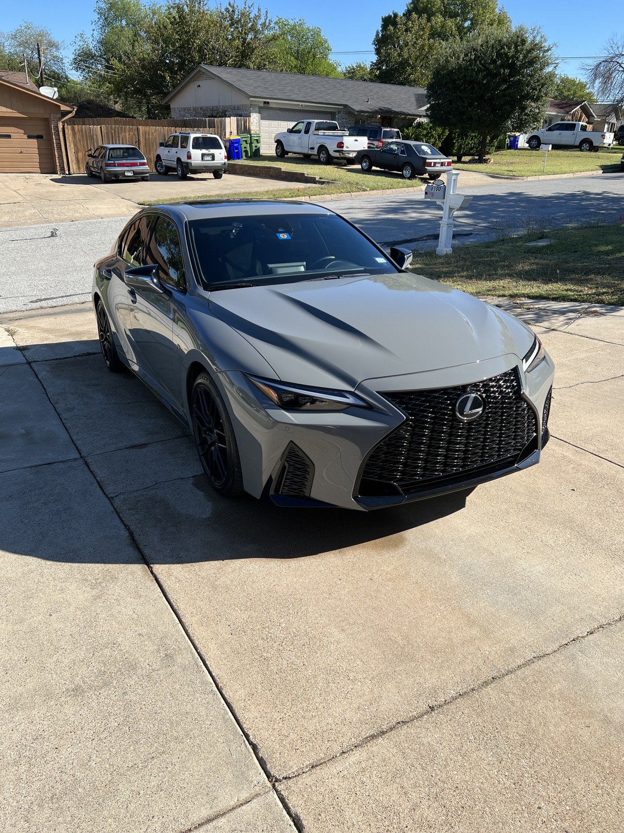 Used 2022 Lexus IS 500 RWD image 5