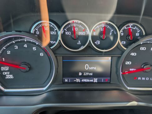 Used 2021 Chevrolet Silverado 1500 RST w/ Z71 Off-Road Package image 18