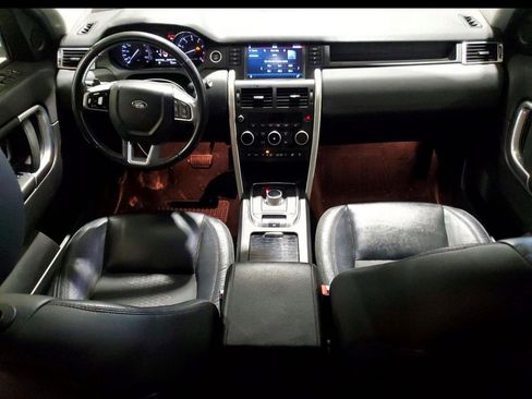 Used 2016 Land Rover Discovery Sport SE image 11
