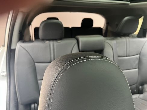 Used 2012 Kia Sorento EX w/ EX V6 Premium Pkg image 15