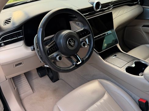 Used 2023 Maserati Grecale GT AWD/4WD image 13