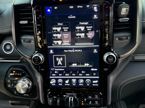 Used 2021 RAM 1500 Limited w/ Night Edition image 9