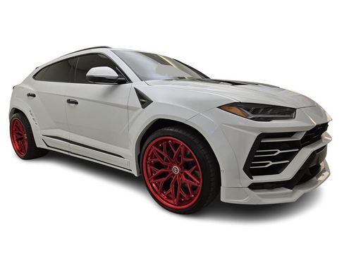 Used 2020 Lamborghini Urus image 11