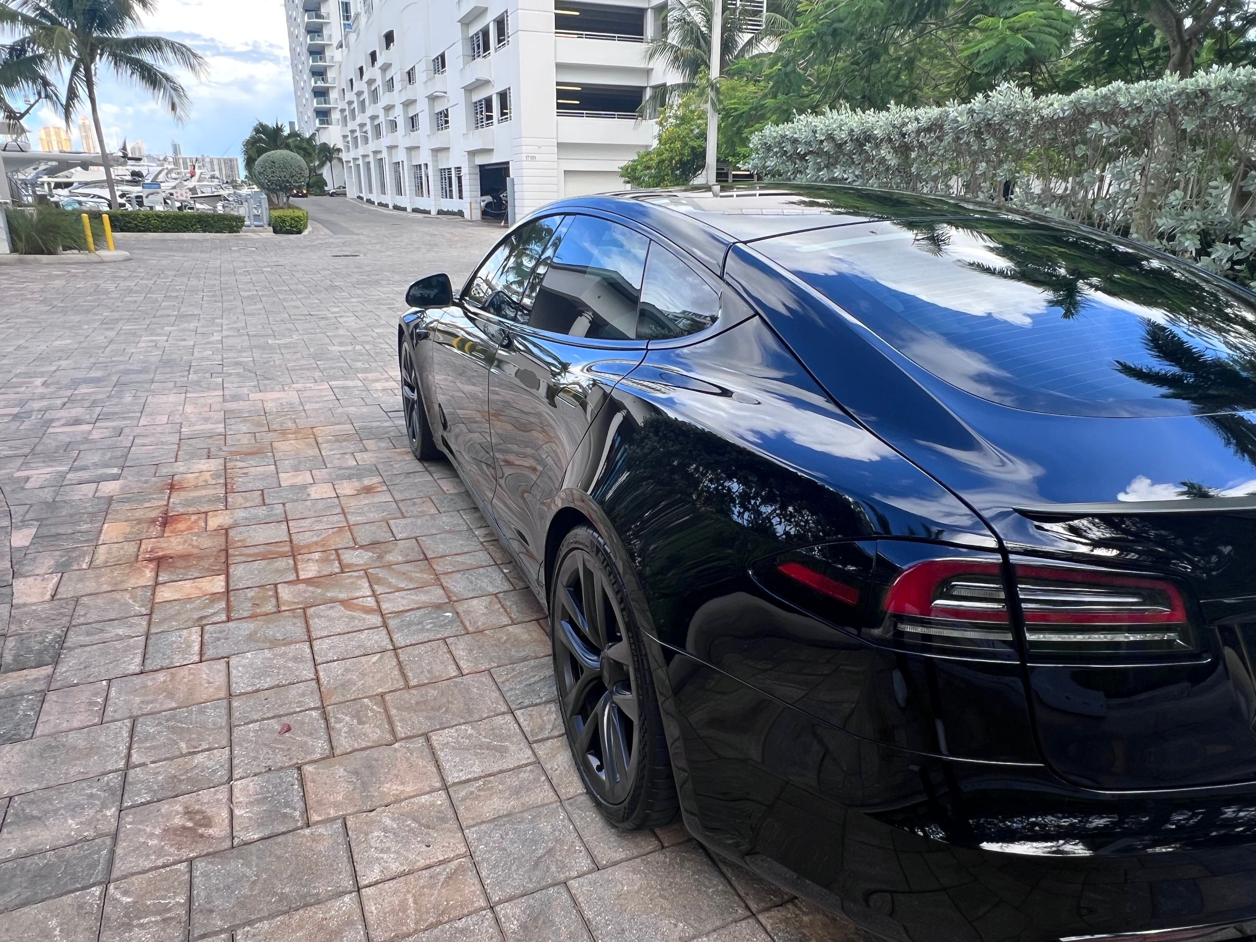 Used 2023 Tesla Model S Plaid AWD/4WD image 8