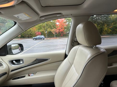 Used 2017 INFINITI QX60 Luxe w/ Premium Plus Package AWD/4WD image 11