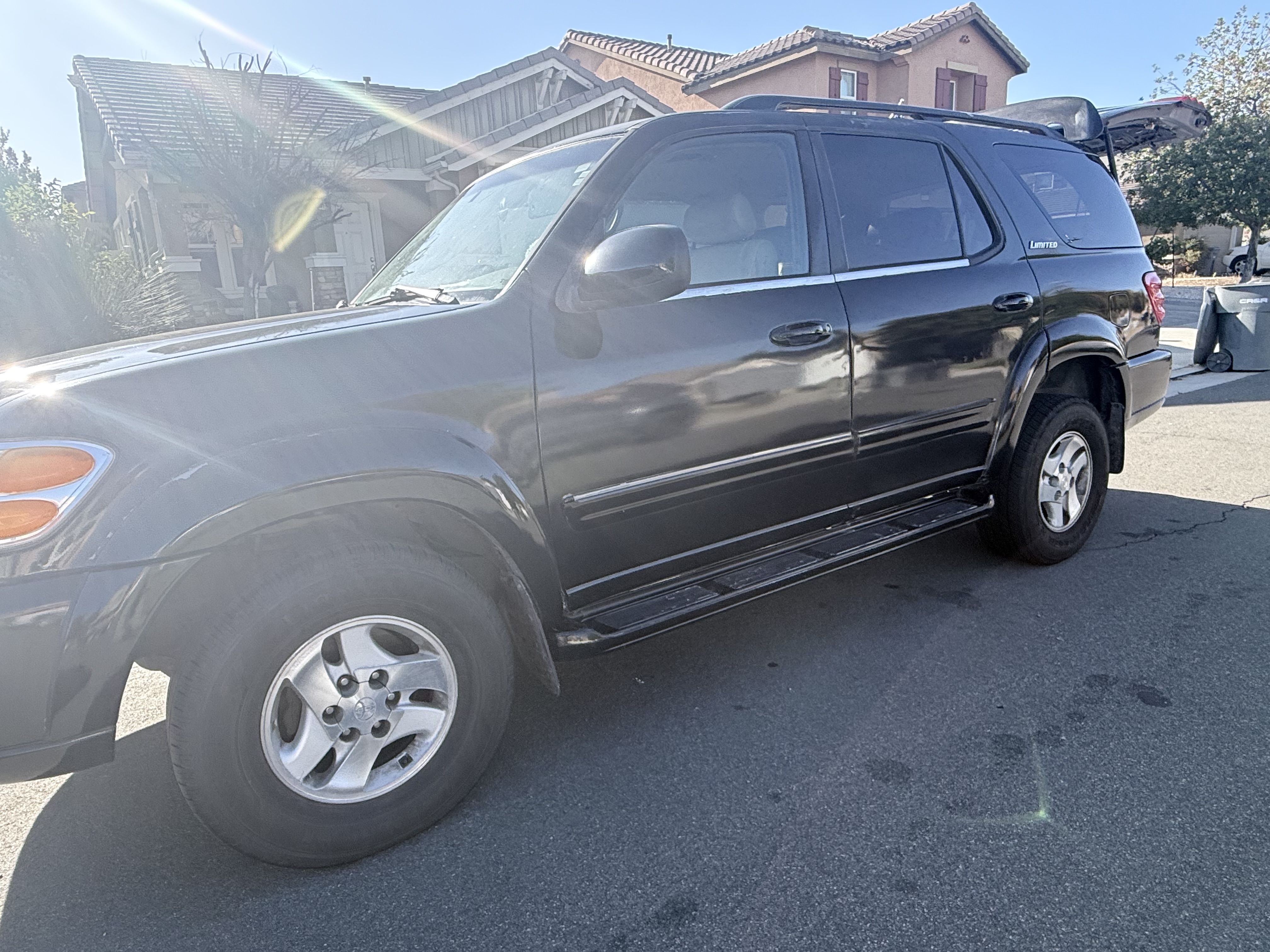 Used 2001 Toyota Sequoia Limited RWD image 4
