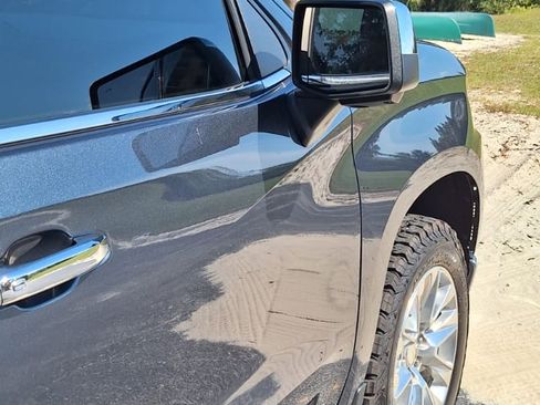 Used 2021 Chevrolet Silverado 1500 LTZ image 11