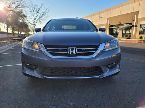 Used 2014 Honda Accord Sport image 2