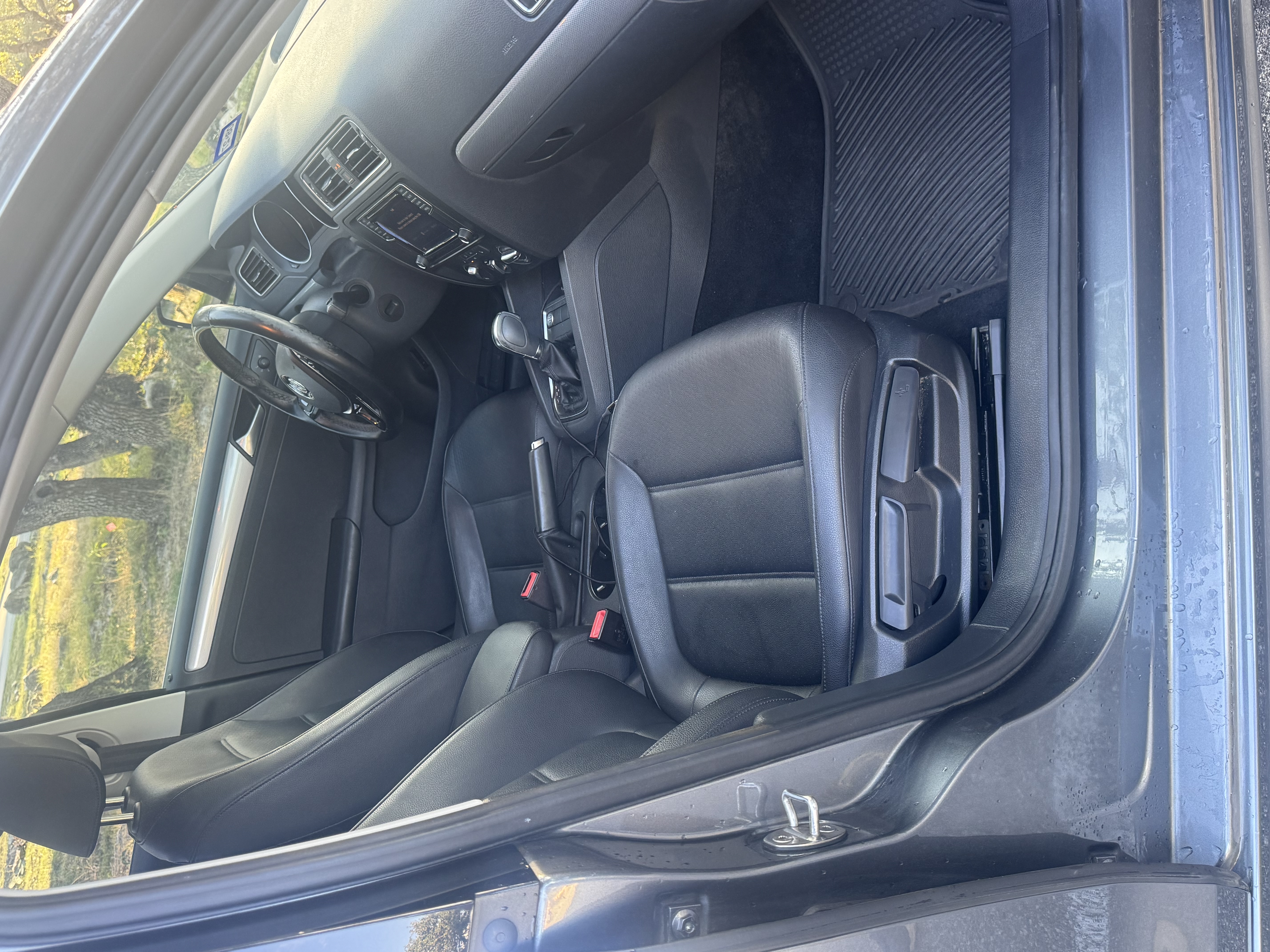 Used 2017 Volkswagen Jetta SE FWD image 6
