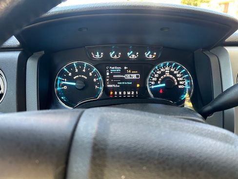 Used 2012 Ford F150 XLT w/ XLT Chrome Pkg image 9