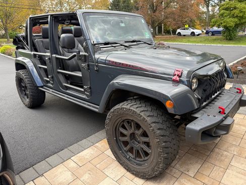 Used 2016 Jeep Wrangler Unlimited Rubicon image 6