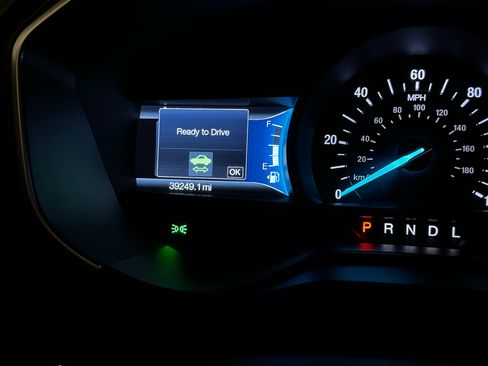 Used 2019 Ford Fusion Titanium image 10