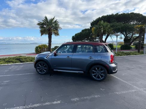 Used 2016 MINI Cooper Countryman S image 1
