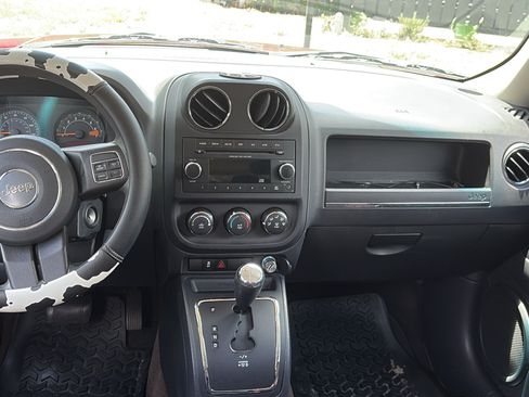 Used 2015 Jeep Patriot Sport w/ Power Value Group FWD image 11