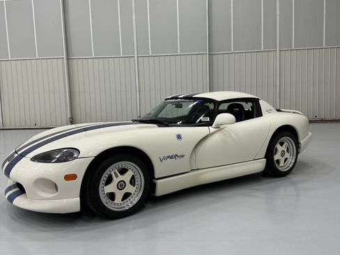 Used 1996 Dodge Viper RT/10 RWD image 5