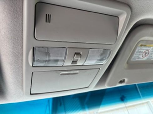 Used 2018 Nissan NV 2500 SV w/ Navigation Package RWD image 13