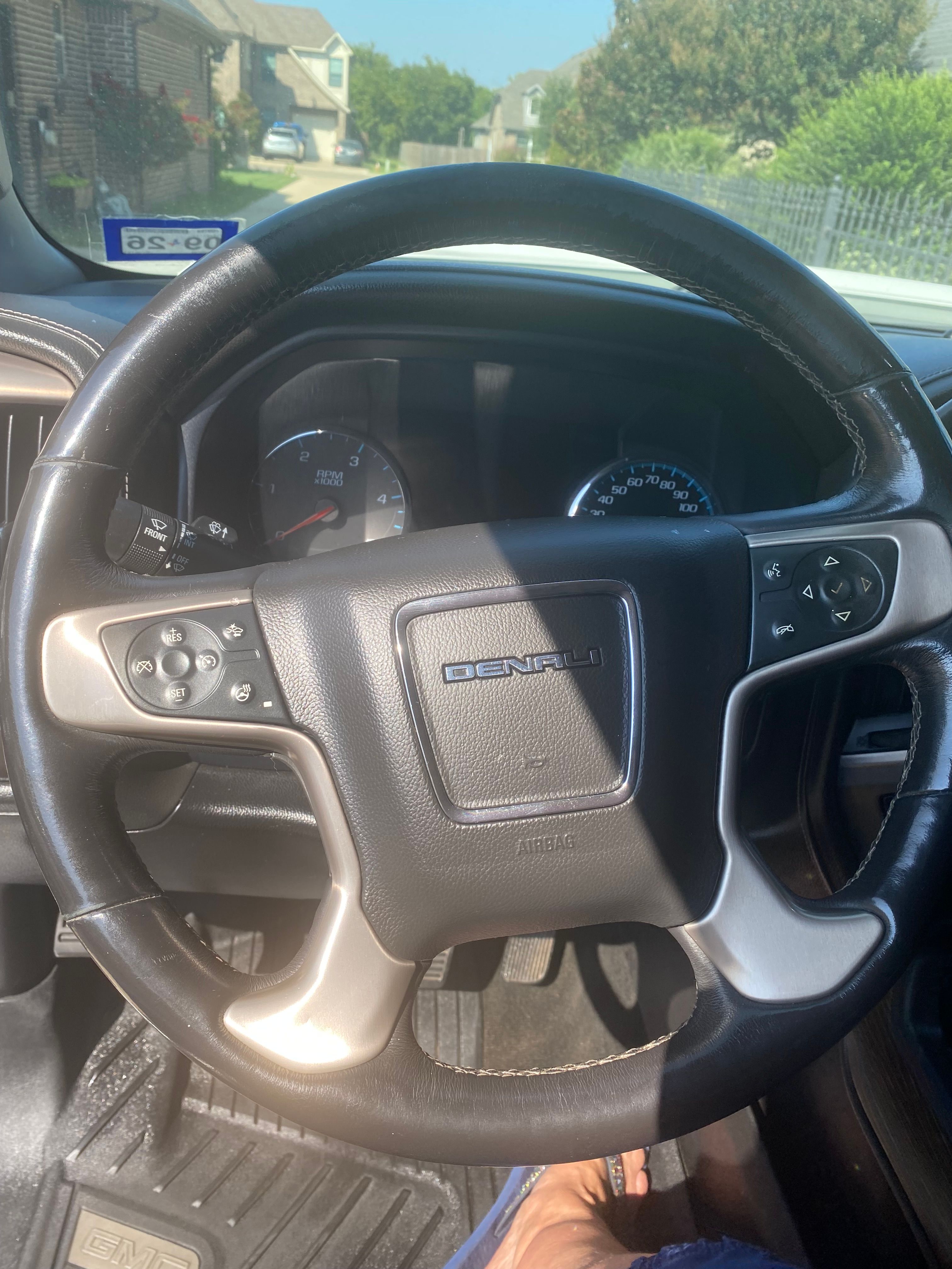 Used 2018 GMC Sierra 2500 Denali w/ Duramax Plus Package AWD/4WD image 17