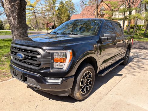 Used 2023 Ford F150 XLT w/ Equipment Group 302A High image 2