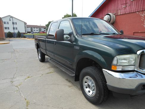 Used 2003 Ford F250 XLT AWD/4WD image 10