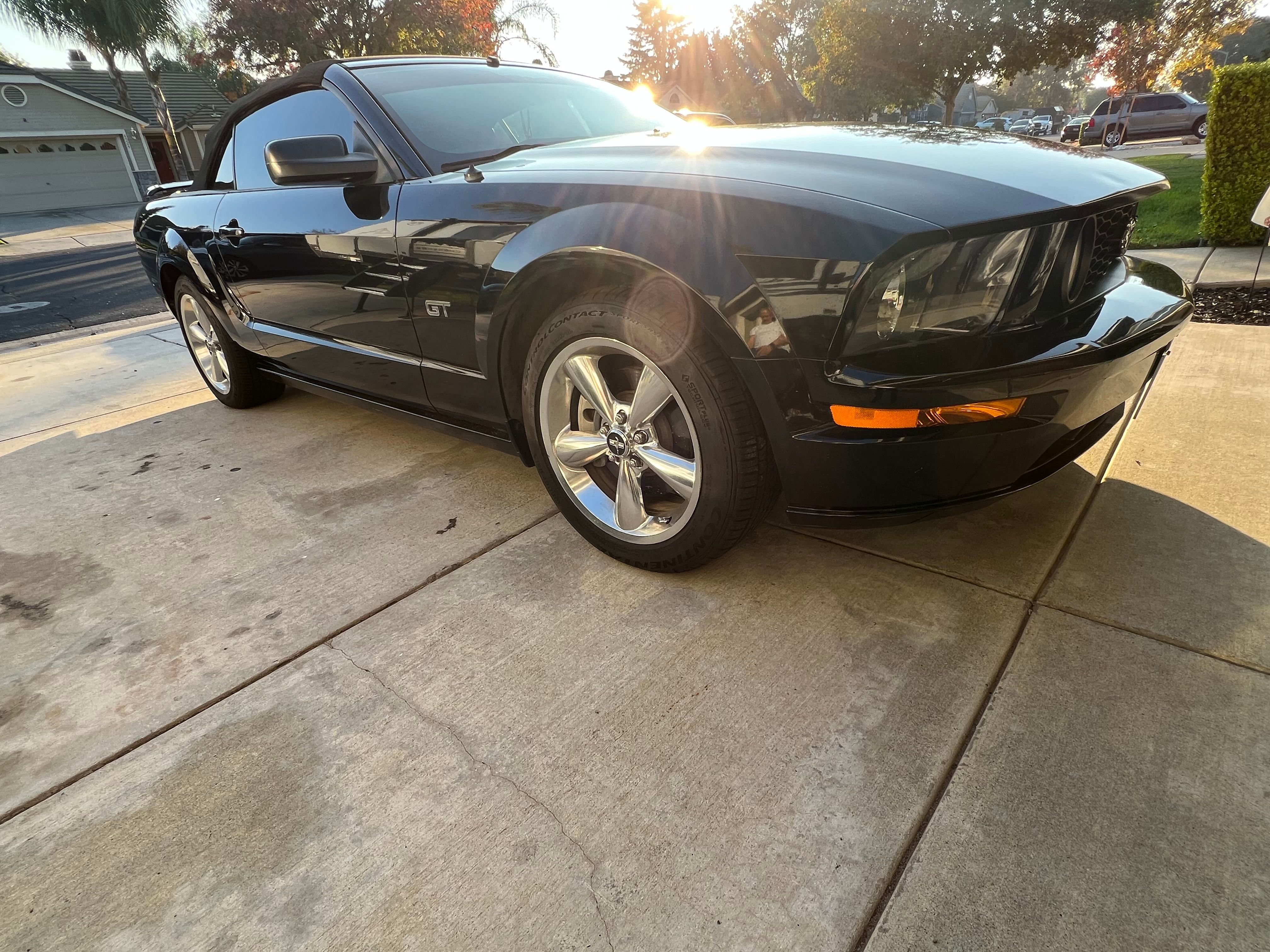 Used 2006 Ford Mustang GT Premium RWD image 11