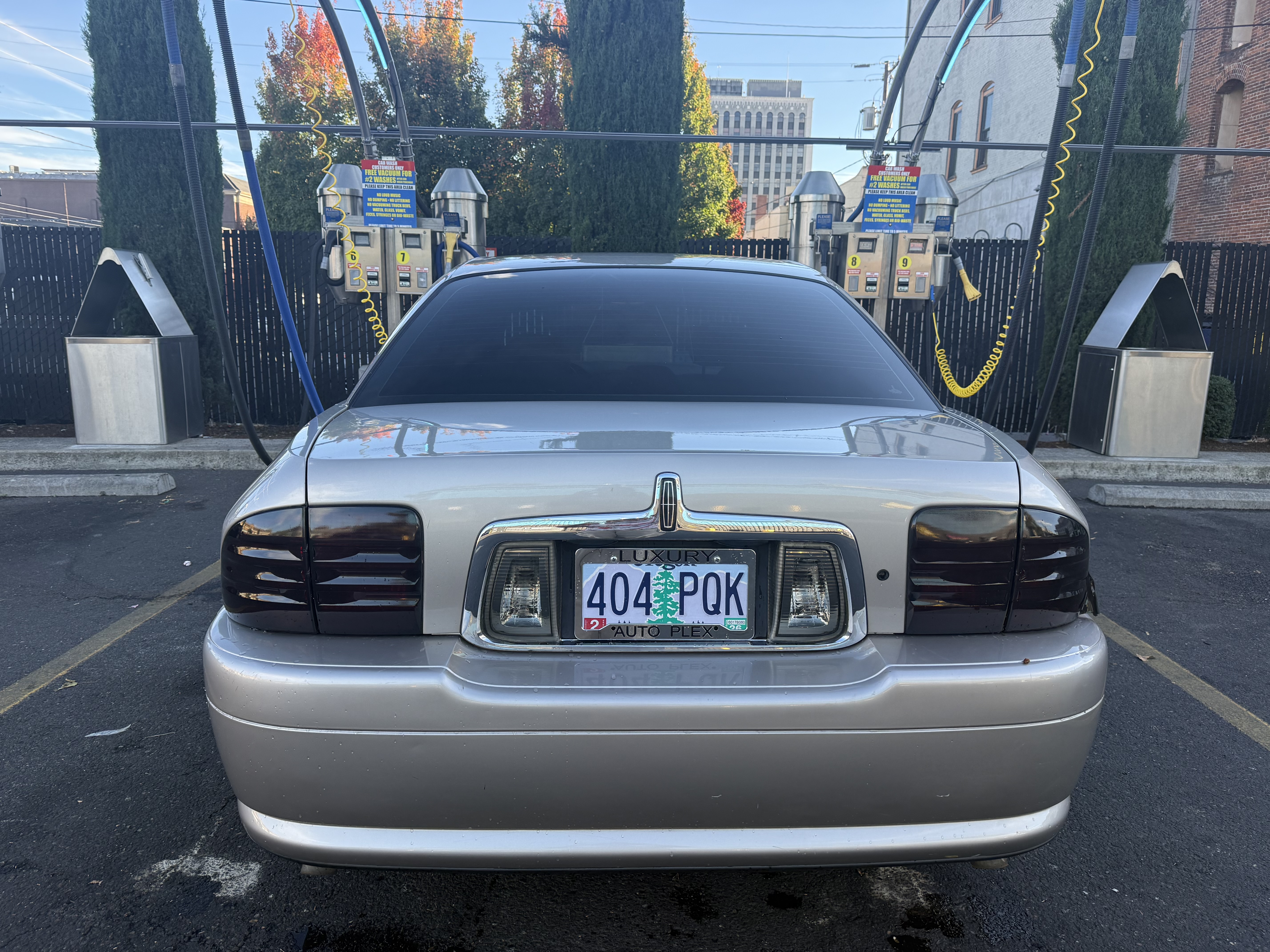 Used 2002 Lincoln LS RWD image 1